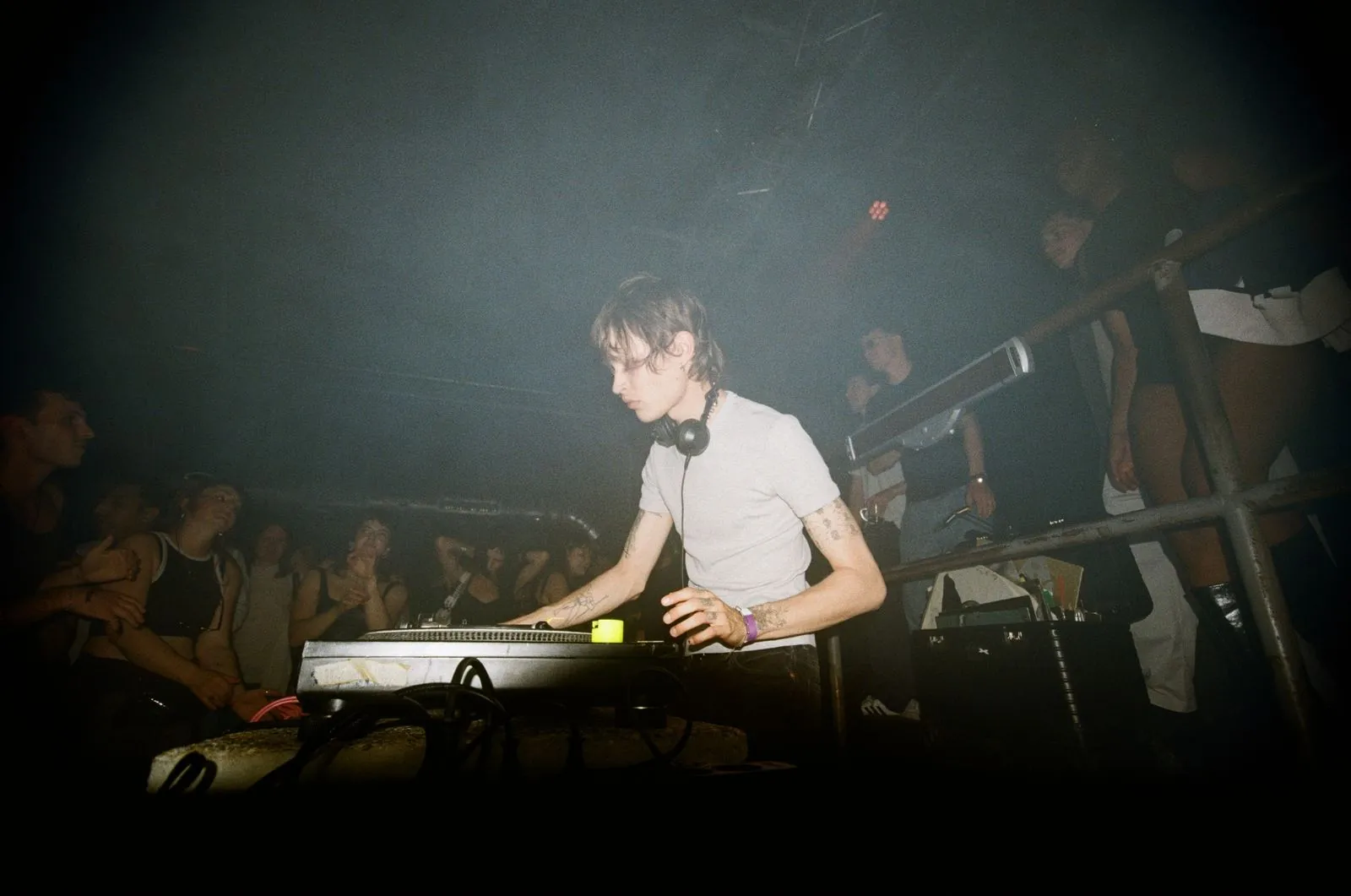 Kryon mixing in front of a crowd